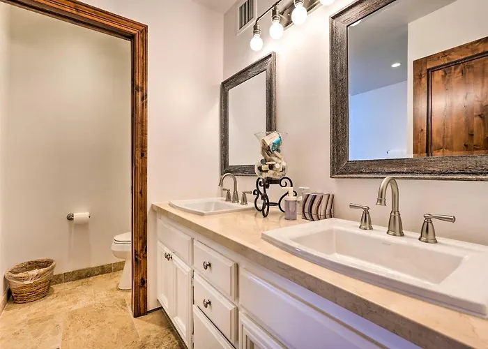 Holiday home Pool & Putting Green: Group Getaway In Glendale! Phoenix